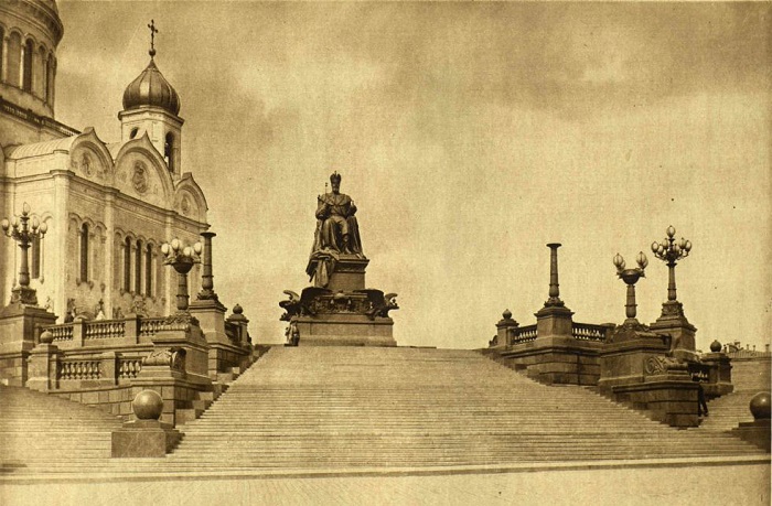 Открытие памятника Александру III. 30 мая 1912 г. Москва.