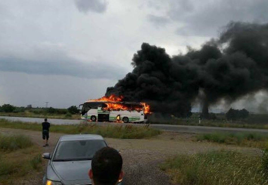 Вот такие впечатляющие следы оставляет удар молнии Вот такие впечатляющие следы оставляет удар молнии