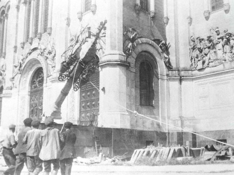 Как взрывали главный памятник мужества русского народа Как взрывали главный памятник мужества русского народа