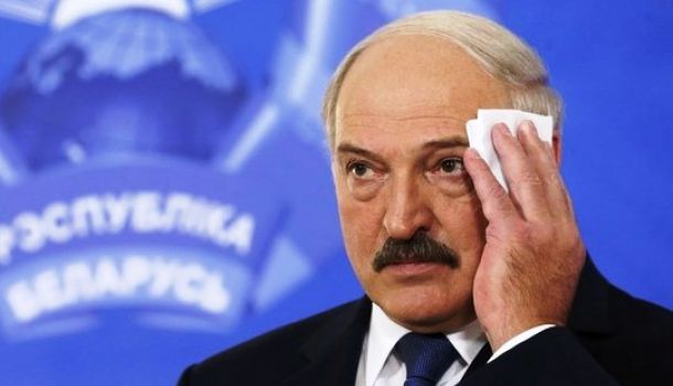 Лукашенко публично поспорил с Путиным на саммите ЕАЭС... и сразу извинился