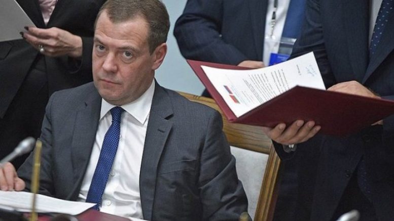 Правительство с низкой социальной ответственностью изображает из себя камикадзе Правительство с низкой социальной ответственностью изображает из себя камикадзе