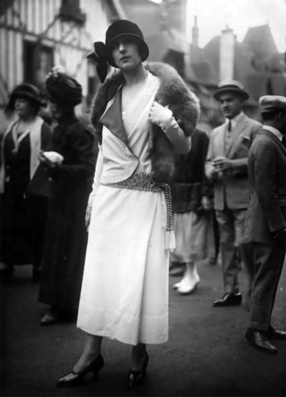 Женская мода 1920-х: винтажные фотографии, раскрывающие неповторимый уличный стиль прошлого Женская мода 1920-х: винтажные фотографии, раскрывающие неповторимый уличный стиль прошлого