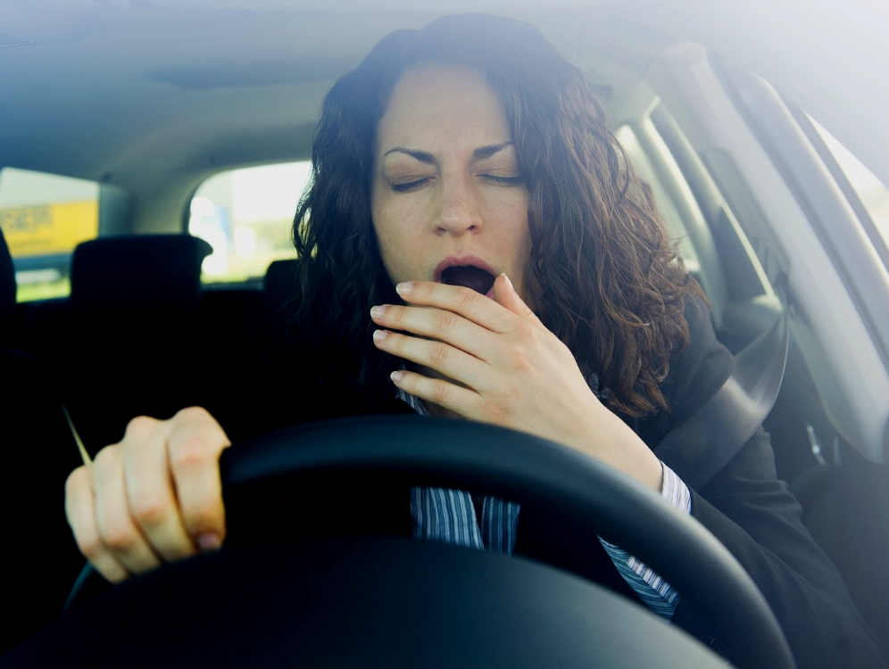 Ученые выяснили, почему водители засыпают за рулем