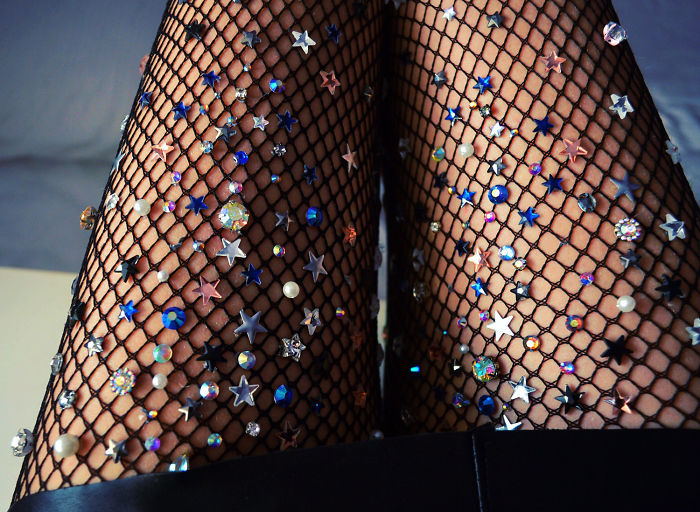 Art-fishnets-tights-lirika-matoshi