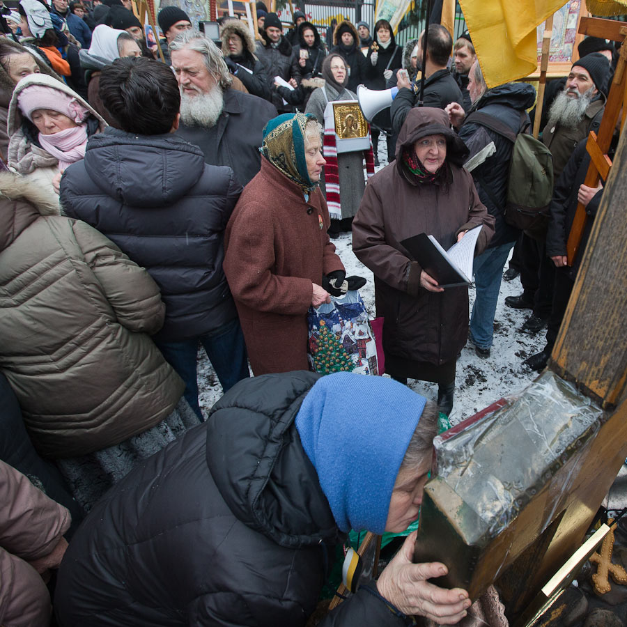 Крестный ход против Евросодома. Каким его увидел известный блогер Рустем Адагамов Крестный ход против Евросодома. Каким его увидел известный блогер Рустем Адагамов