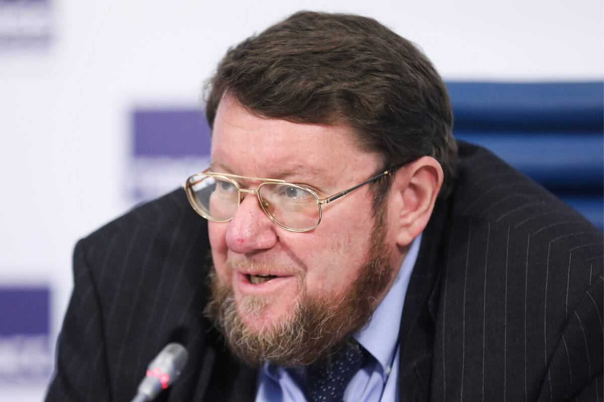 "Останутся те, кого надо гнать в шею. Кто их уволит?": Сатановский дал прогноз о "чистке" госаппарата