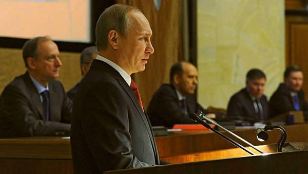 Путин выступил с крайне любопытной речью перед офицерами ФСБ: «Россия на пороге кардинальных изменений» Путин выступил с крайне любопытной речью перед офицерами ФСБ: «Россия на пороге кардинальных изменений»