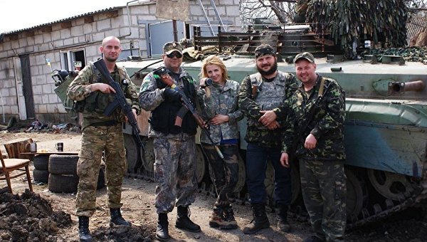 Союз свастики и волчьего крюка. Штурмовики «Азова» нашли побратимов в Польше Союз свастики и волчьего крюка. Штурмовики «Азова» нашли побратимов в Польше
