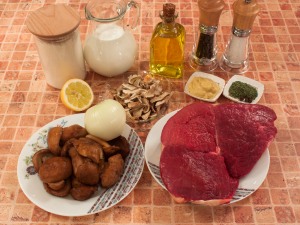 Говядина, запеченная в рукаве, с грибным соусом