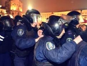 Первая кровь за все годы Независимости Украины запустит сценарий свержения Януковича - политолог