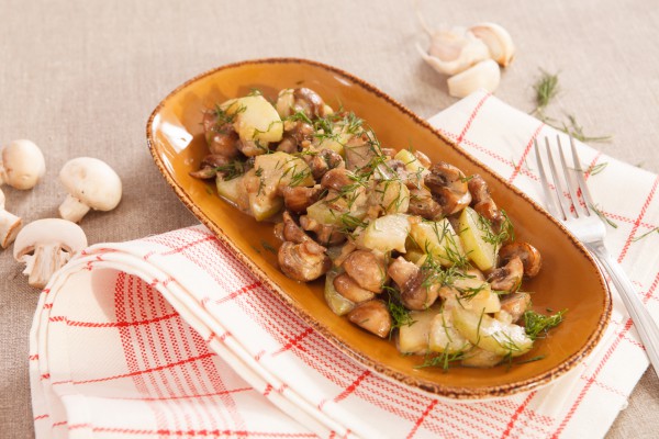 Быстро и вкусно: картошка с грибами в рукаве Быстро и вкусно: картошка с грибами в рукаве