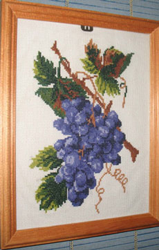 Схема для вышивки крестом "Гроздь винограда"