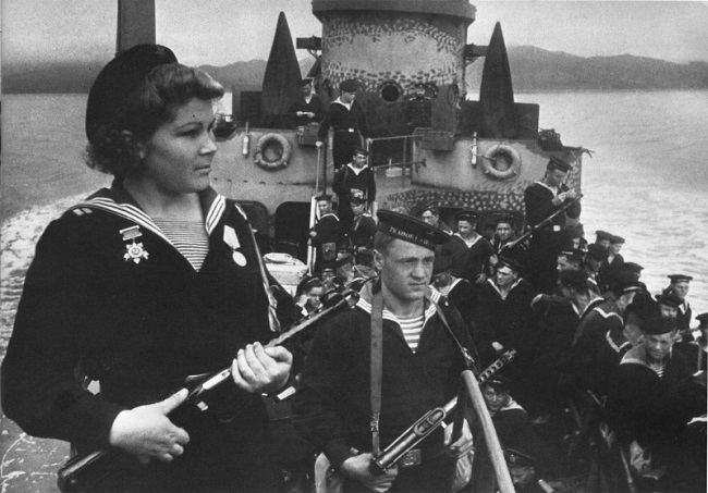 8 августа 1945 года Советский Союз объявил войну Японии. 8 августа 1945 года Советский Союз объявил войну Японии.