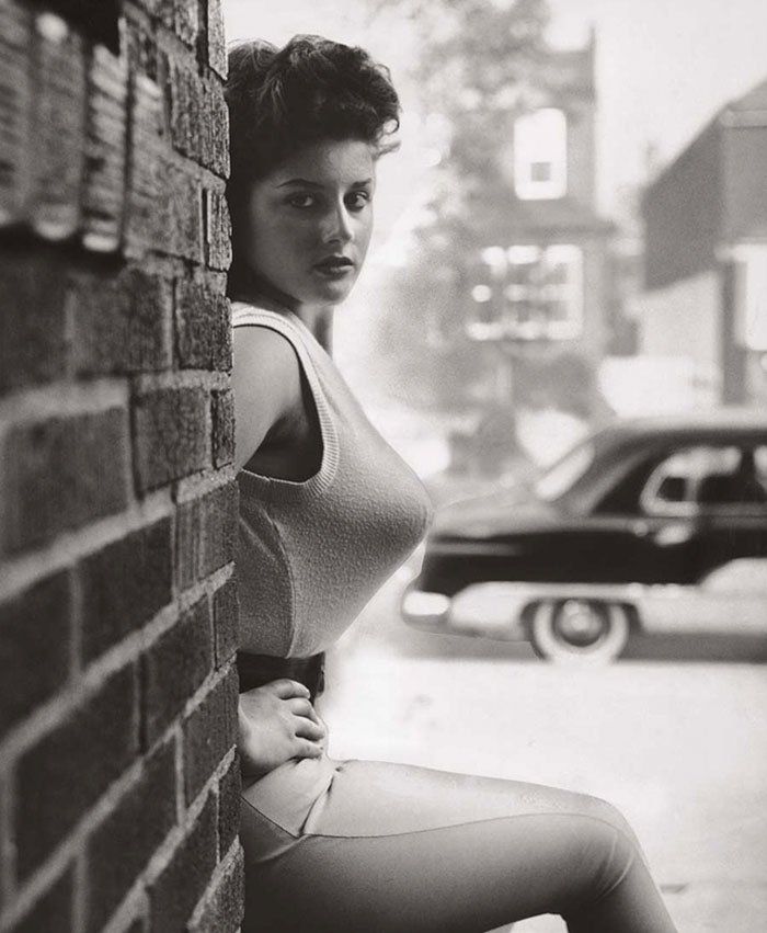 bullet-bra-fashion-vintage-11-5954ebb63377c__700.jpg bullet-bra-fashion-vintage-11-5954ebb63377c__700.jpg