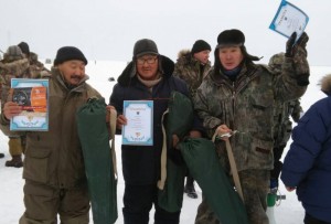 В Якутске прошли состязания по подледному лову рыбы итоги