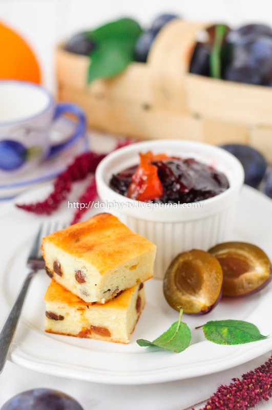 Breakfast: Cheesecake, Plums amd Plum and Orange Jam