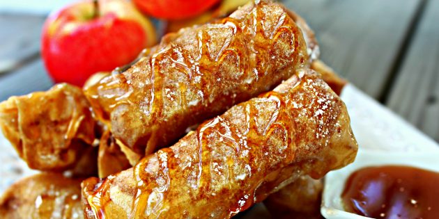 Гренки-роллы с яблочной начинкой Рецепты с яблоками: Гренки-роллы с яблочной начинкой