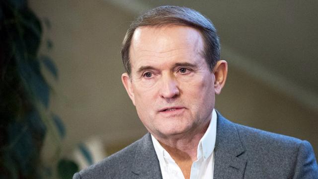 Медведчук рассказал, что мешает Порошенко выполнить минские соглашения Медведчук рассказал, что мешает Порошенко выполнить минские соглашения
