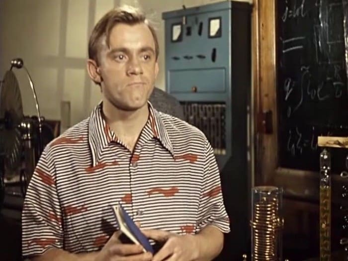 Валерий Носик в фильме *Операция Ы и другие приключения Шурика*, 1965 | Фото: chtoby-pomnili.com Валерий Носик в фильме *Операция Ы и другие приключения Шурика*, 1965 | Фото: chtoby-pomnili.com