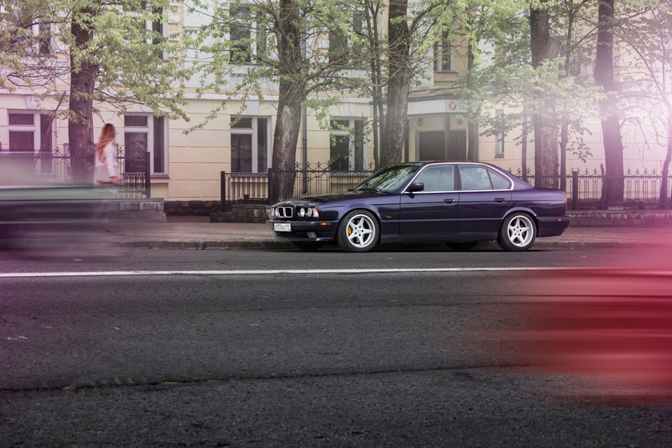 Photo: BMW 5-series e34 Photo: BMW 5-series e34