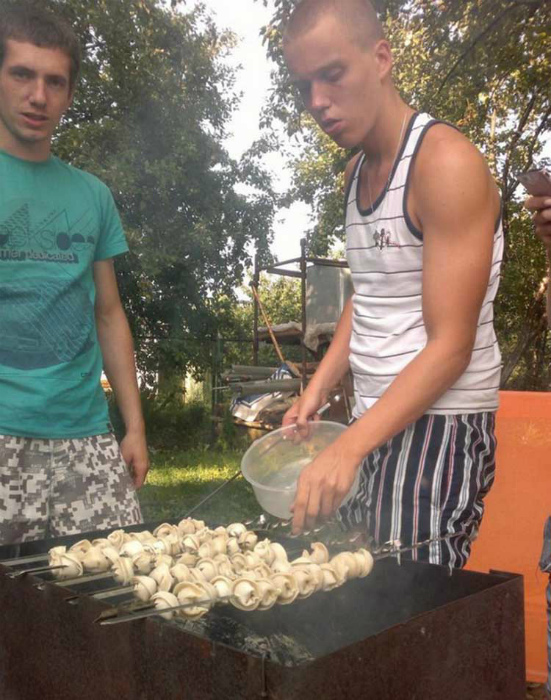 Пельмени гриль. Пельмени гриль.