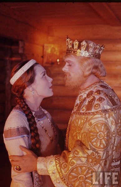 На съемках фильма "Сказка о царе Салтане". 1967 год. На съемках фильма "Сказка о царе Салтане". 1967 год.
