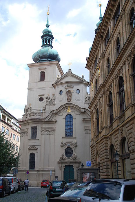 Church_of_the_Virgin_Mary_Before_Tyn_(8349054152) (466x700, 75Kb)