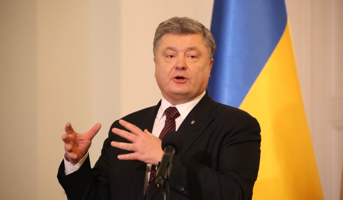 Порошенко пугает Россию ржавыми ракетами Порошенко пугает Россию ржавыми ракетами