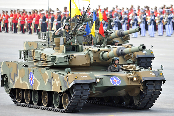 Южная Корея играет мускулами