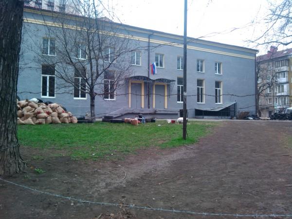 Не тронь меня, получишь по зубам! Русские гуляют. Не тронь меня, получишь по зубам! Русские гуляют.