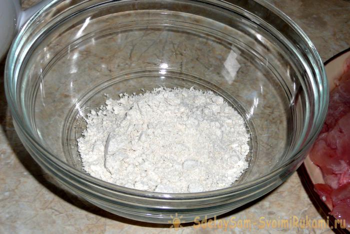 Бефстроганов из индюшатины Бефстроганов из индюшатины