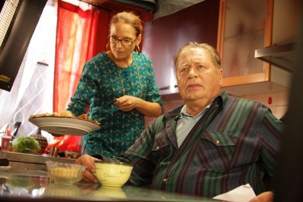 Валентин Смирнитский в фильме "Беременный" (2011)