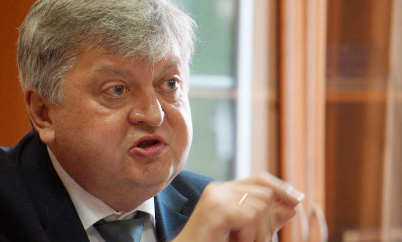 Глава Росстата: Россияне едят слишком много мяса и сладкого