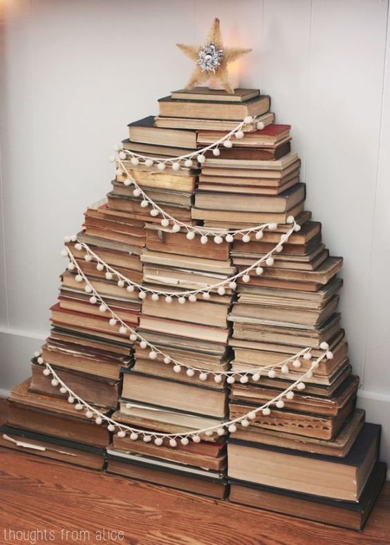 Что ещё можно сотворить с книгами? Что ещё можно сотворить с книгами?