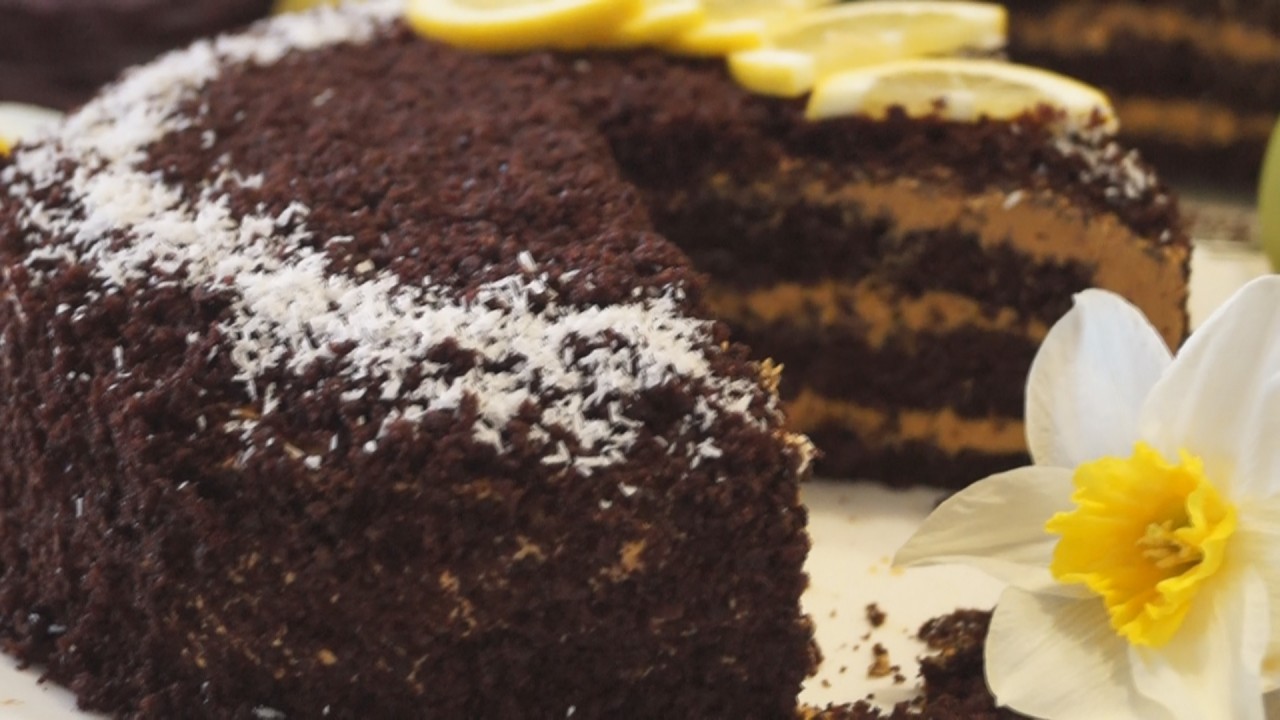 Шоколадный торт на кипятке с карамельным кремом. Супер вкусный шоколадный торт!