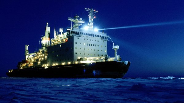 ЕС считает убытки: Россия запретила иностранным судам движение по Северному морскому пути