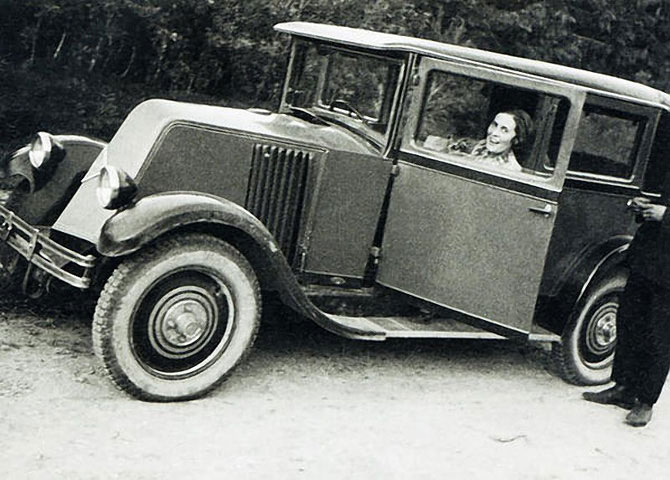 Эпатажные эпизоды из жизни музы Маяковского