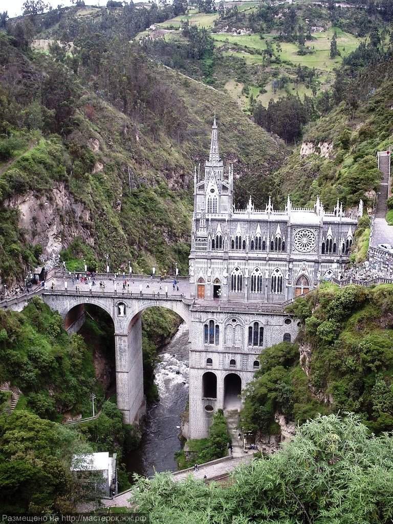 Уникальный собор-мост в Колумбии. Красивейшее сооружение на высоте 2500 метров