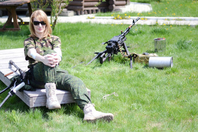 Та самая снайпер, ранившая фельдмаршала Семенченко в дупу Та самая снайпер, ранившая фельдмаршала Семенченко в дупу