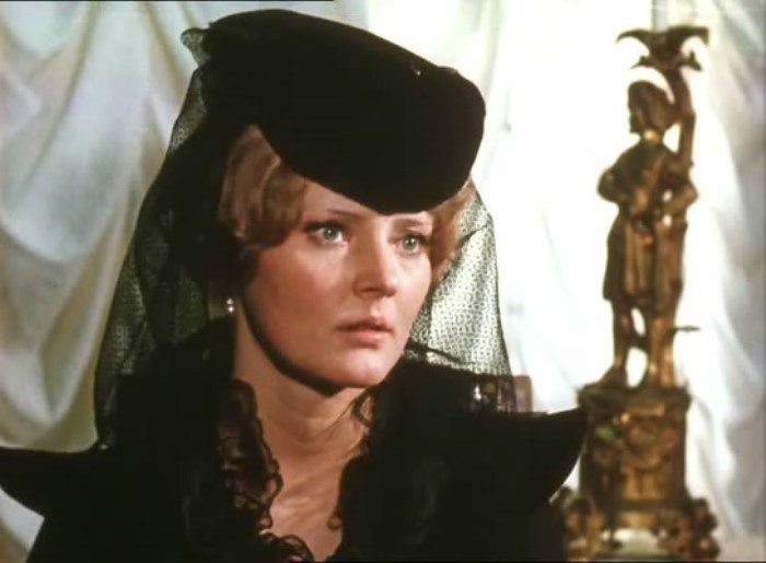 Марианна Вертинская в фильме *Капитан Немо*, 1975 Марианна Вертинская в фильме *Капитан Немо*, 1975
