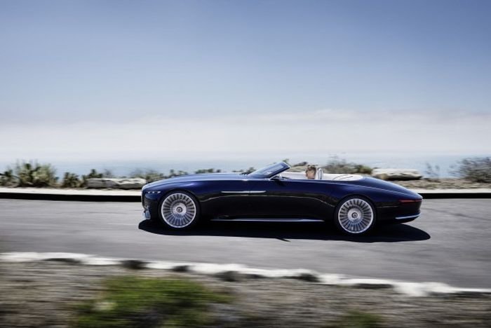 Daimler представил концептуальный кабриолет Vision Mercedes-Maybach 6 Daimler представил концептуальный кабриолет Vision Mercedes-Maybach 6