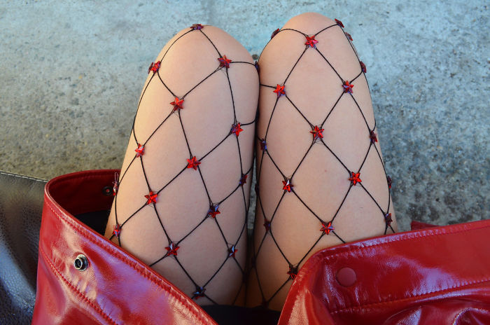 Art-fishnets-tights-lirika-matoshi