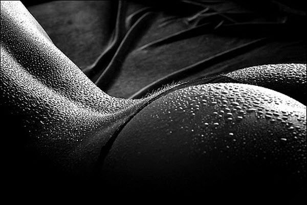 Мокрые девушки (18+) Мокрые девушки (18+)
