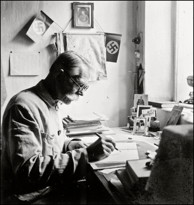 Оккупированный Киев в объективе классика ч/б фотографии Герберта Листа Оккупированный Киев в объективе классика ч/б фотографии Герберта Листа