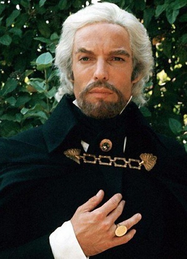 Ричард Чемберлен Ричард Чемберлен