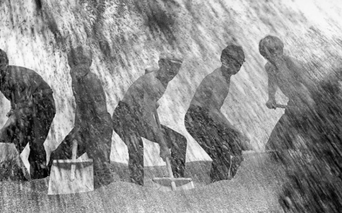 Вперёд в прошлое: 30 чёрно-белых фотографий, на которых запечатлена жизнь советских людей Вперёд в прошлое: 30 чёрно-белых фотографий, на которых запечатлена жизнь советских людей