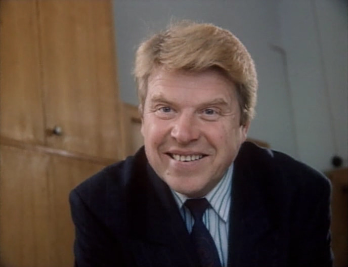 Русский бизнес (1993 г.) - Иван Русский бизнес (1993 г.) - Иван Михаил Кокшенов, актеры, день рождения