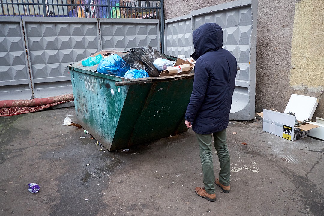 Фриганы прячут свои лица - не хотят лишнего внимания, ведь их идеологию поддерживают далеко не все. Фото: Артем КИЛЬКИН
