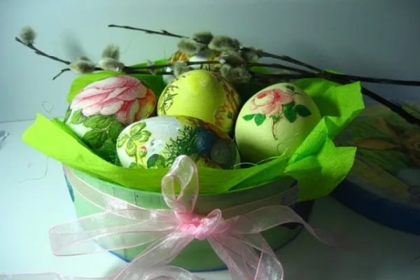 декупаж пасхальных яиц
