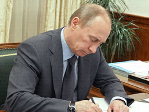 Жаль президента, что правит таким ненормальным народом